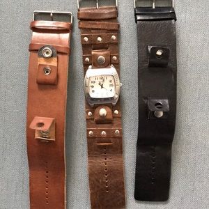 Fossil interchangeable watch with leather bands